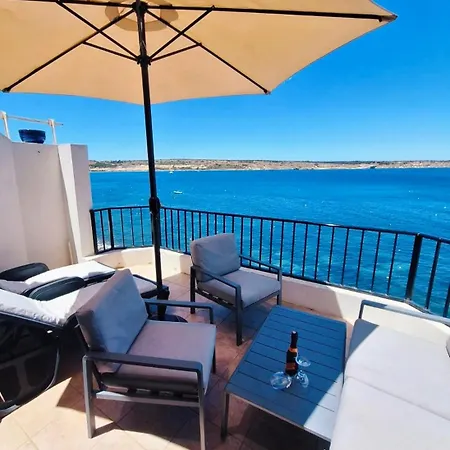 דירה Seafront Terrace, Lounger & Panoramic Ocean Views *