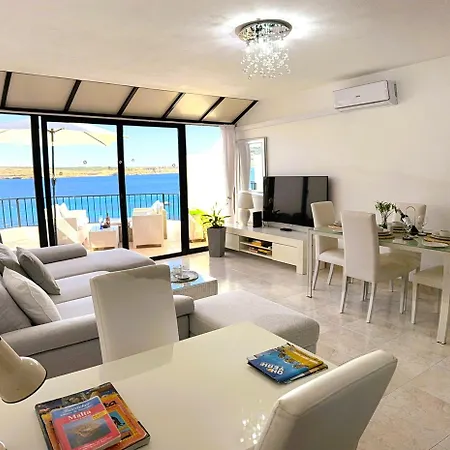 דירה Seafront Terrace, Lounger & Panoramic Ocean Views *