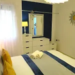 Seafront Terrace, Lounger & Panoramic Ocean Views Апартаменты