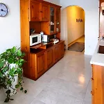 Appartement Seafront Terrace, Lounger & Panoramic Ocean Views *