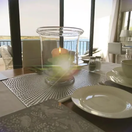 Seafront Terrace, Lounger & Panoramic Ocean Views Mellieha